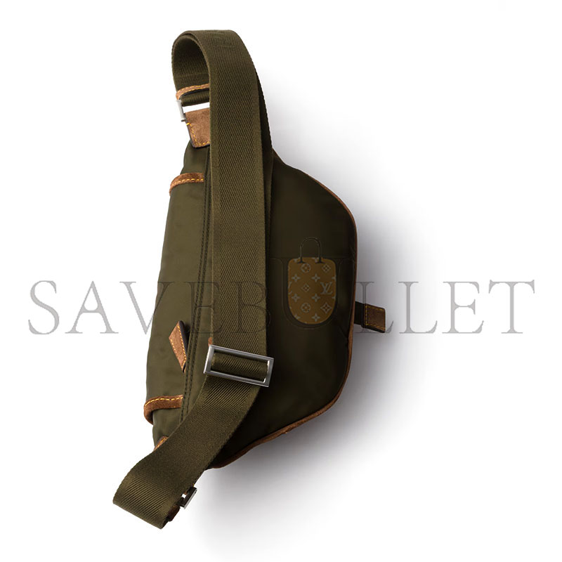 PRADA RE-NYLON AND SUEDE BELT BAG 2VH176 (18*15*5cm) PRADA RE-NYLON AND SUEDE BELT BAG 2VH176 (18*15*5cm)